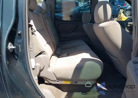 2006 Toyota Tundra Sr5 V8 z USA, uszkodzony, nr VIN 5TBET34166S556992